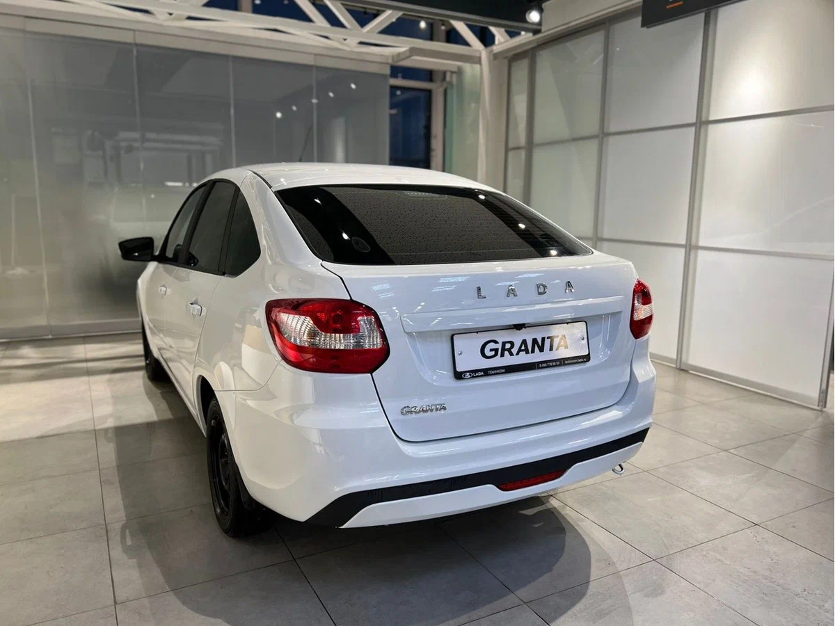 Lada Granta Лифтбек в Тюмень - фото №3