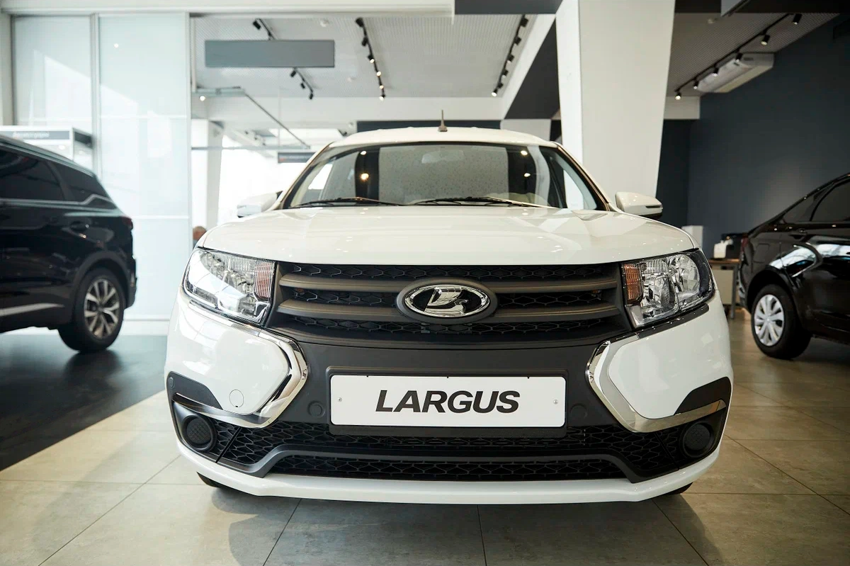 Lada Largus в Тюмень - фото №2