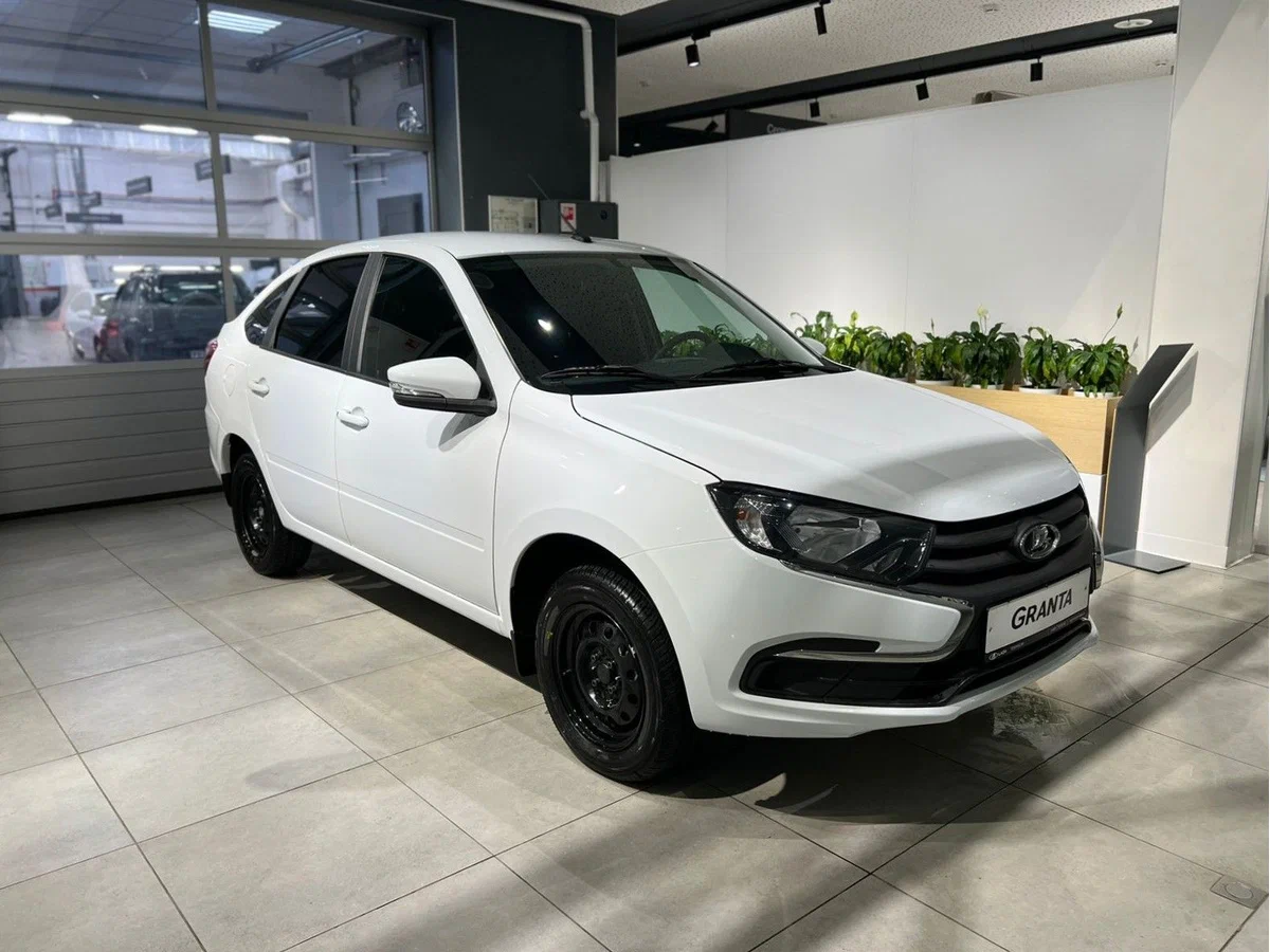 Lada Granta Лифтбек в Тюмень - фото №2