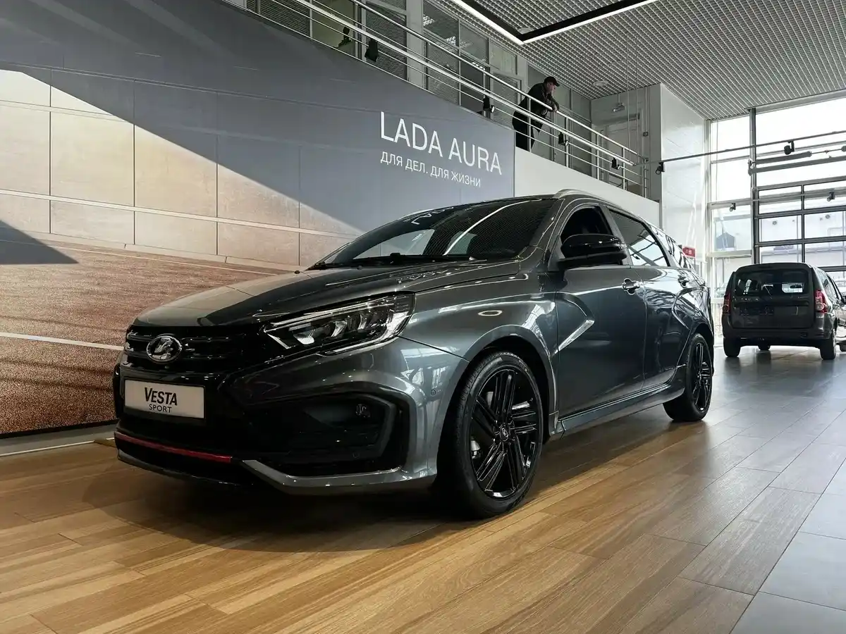 Lada Vesta SW Sport в Тюмень - фото №1